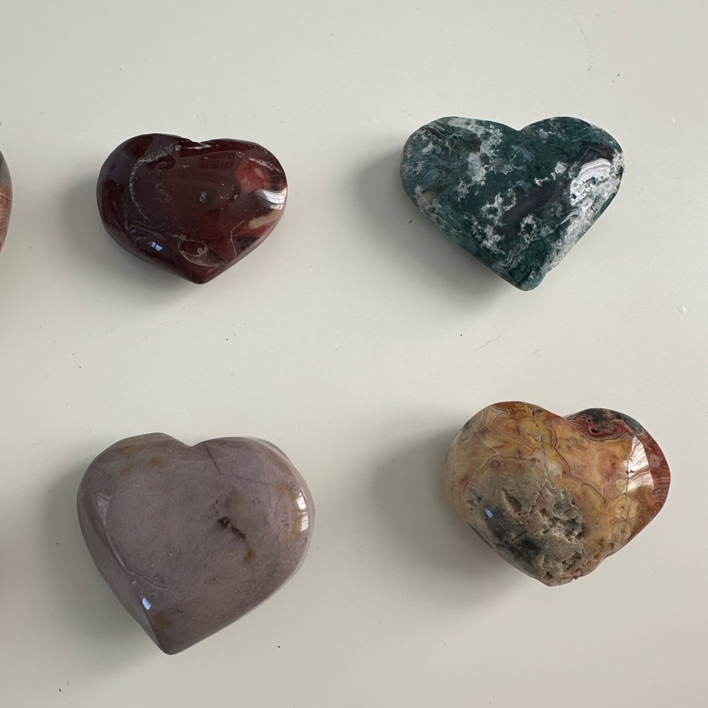 Heart-Shaped Crystal Set featuring Moss Agate, Jasper, Lace Agate & Mookaite 💚💛